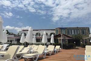 Estrella Beach Hotel