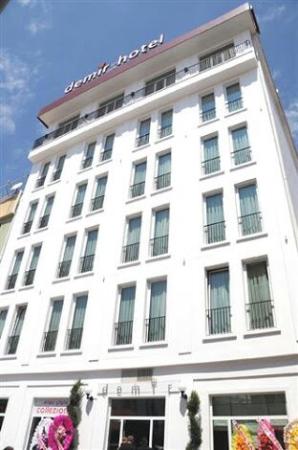 Royal Demir Hotel
