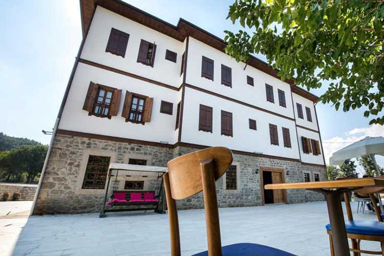 Kolağası Otel