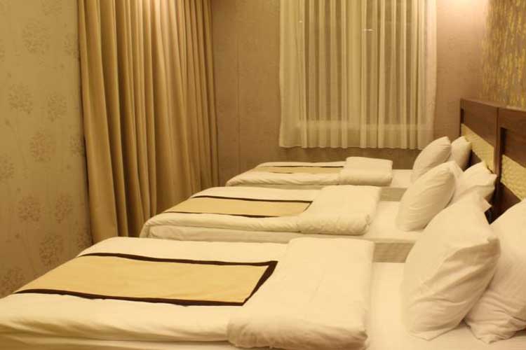 Azd House Hotel