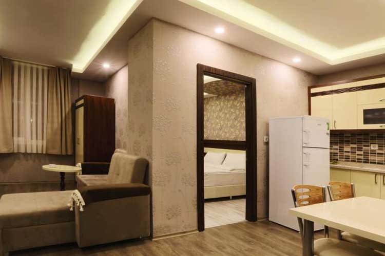 Azd House Hotel
