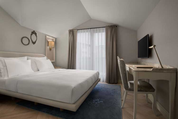Lazzoni Hotel