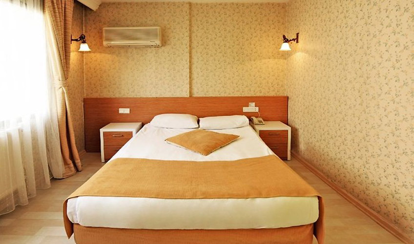 En fazla 2 yetişkin.