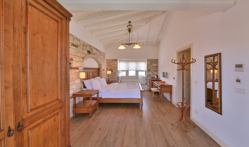 En az 2 yetişkin, En fazla 3 yetişkin.