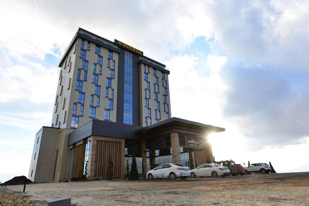 Windy Hill Hotel