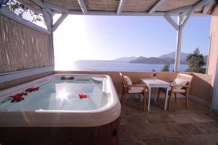 En fazla 2 yetişkin.