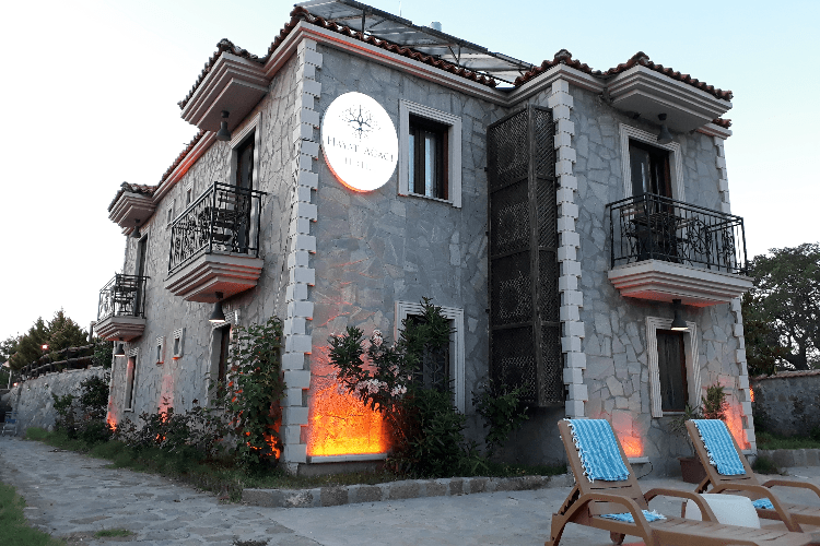 Assos Hayat Ağacı Hotel