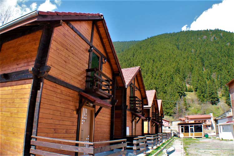 İnan Kardeşler Bungalow Hotel / Hüseyin İnan