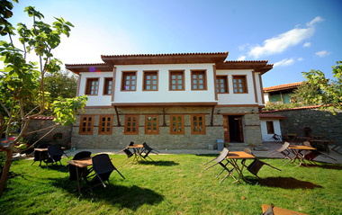 Birgi Ata Konağı