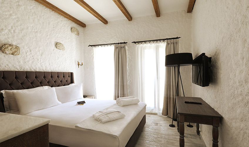 En fazla 2 yetişkin.