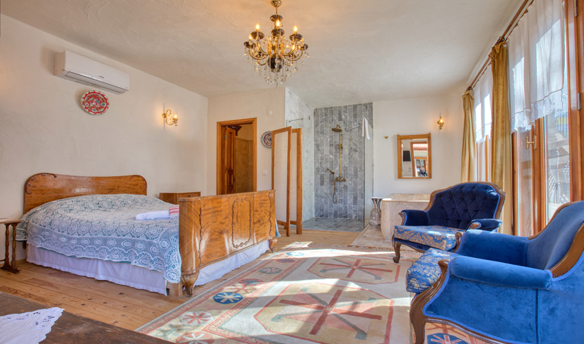 En fazla 2 yetişkin.