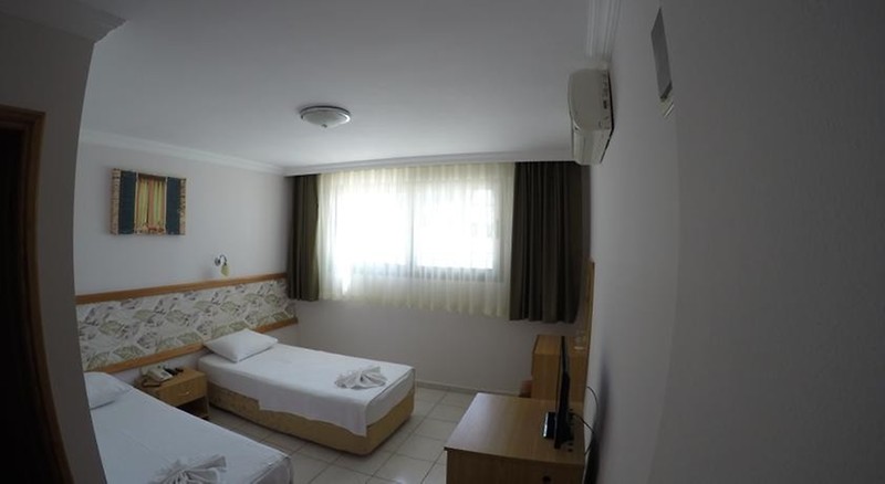 En fazla 2 yetişkin.