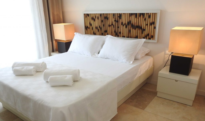 En fazla 2 yetişkin.