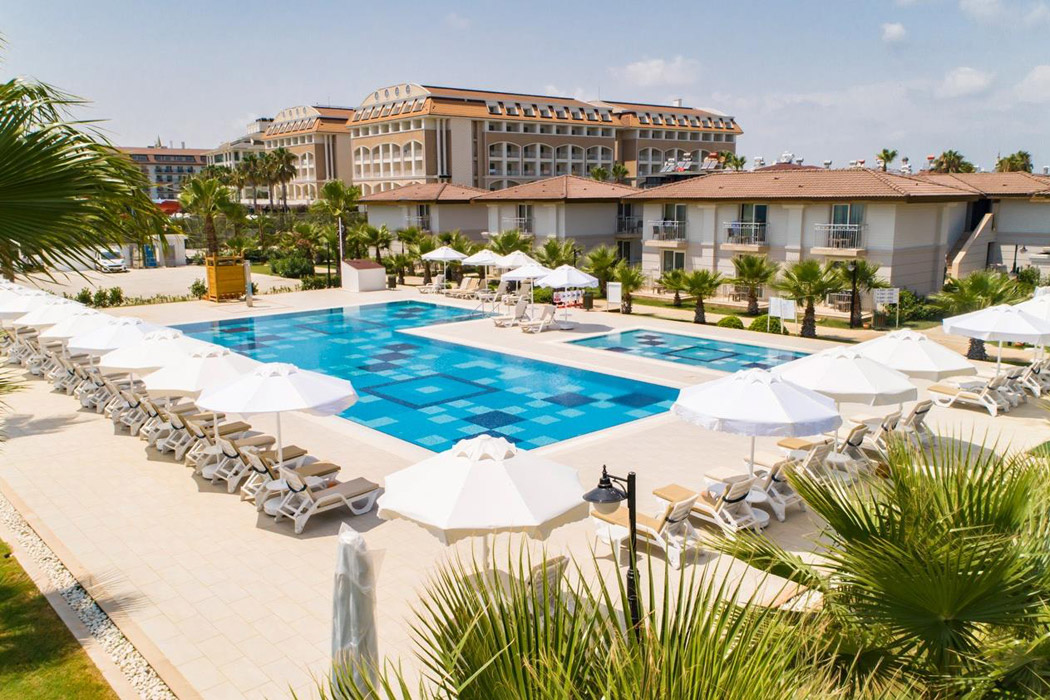 Crystal Boutique Beach Resort Otel