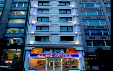 Elan Hotel