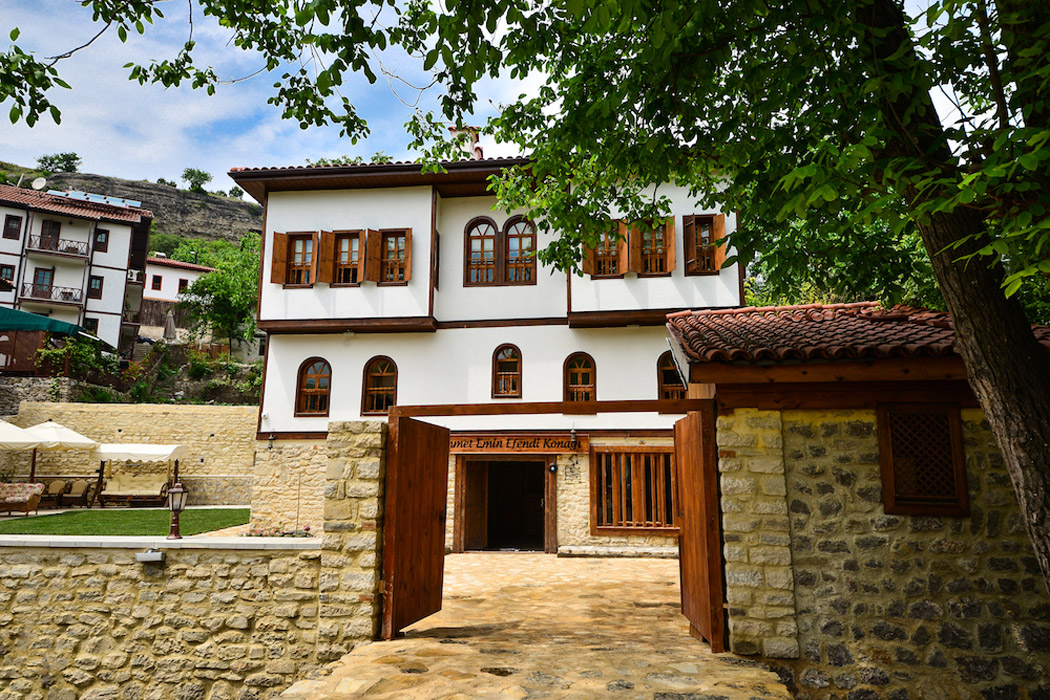 Mehmet Emin Efendi Konağı