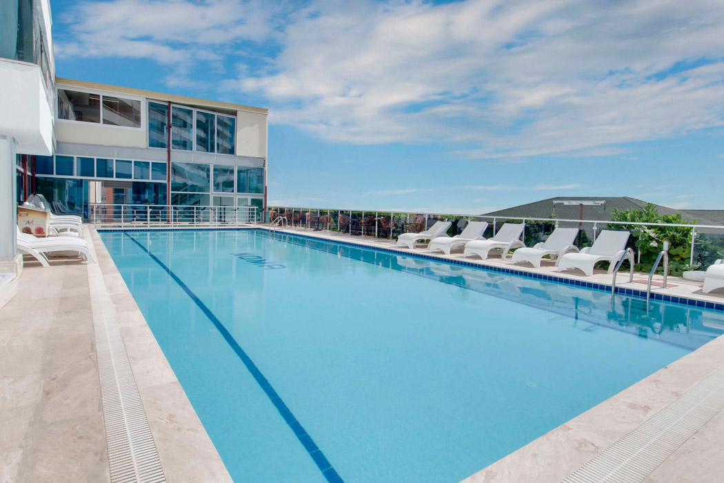 This Grand Mask Otel