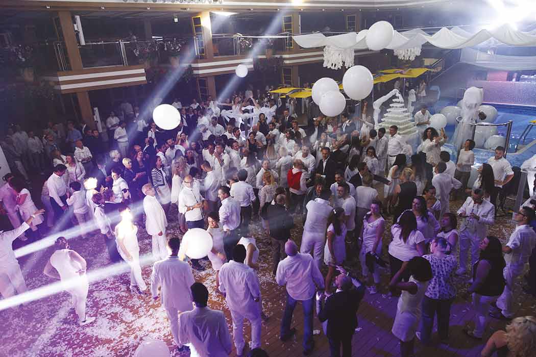 İzmir Hareketli Costa Diadema İle Norveç Fiyortları Turu-15 İzmir Hareketli Costa Diadema İle Norveç Fiyortları Turu-15