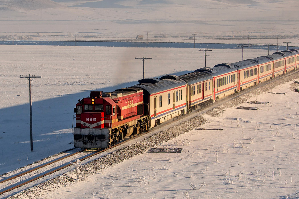 Uçak - Doğu Ekspresi Tren İle Van Kars Turu-2