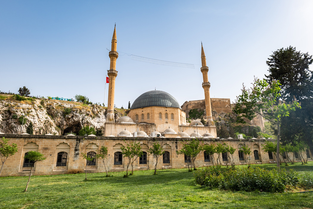 Yılbaşı Özel Ankara Çıkışlı Uçaklı Gaziantep - Şanlıurfa - Göbeklitepe Turu-2