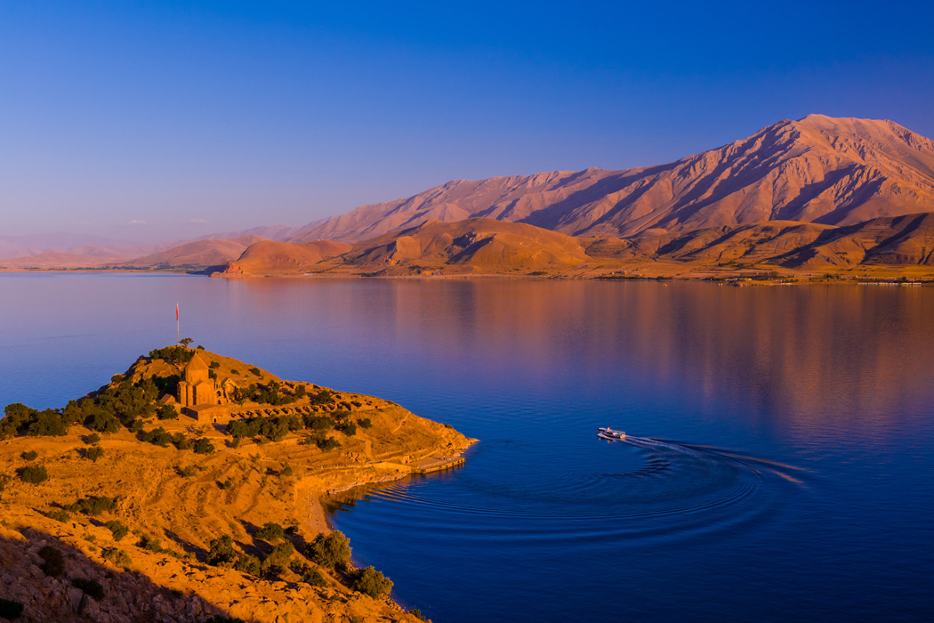 Uçaklı Bin Yıllık Rotalar - Bitlis - Ahlat - Hizan - Hakkari - Yüksekova - Berçelan Yaylası Turu-5