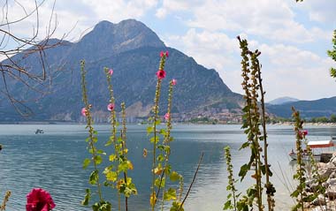 Isparta Gül Hasadı - Salda Gölü Ve Pamukkale - Çeşme - Alaçatı Turu 08 Mayıs - 10 Mayıs 2026