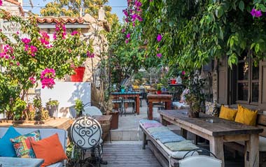 İzmir - Alaçatı - Sığacık - Birgi - Foça Turu