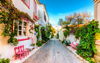 Uçaklı Kuzey Ege Turu - Foça Ve Ayvalık Tekne Turu İle 21 Eylül - 25 Eylül 2025
