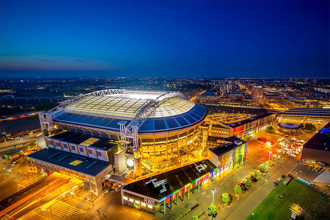 Ajax - Galatasaray Maç Turu - Maç Bileti Dahil! Ajet Vf1 Tarifeli Seferi İle 4* Otel 2 Gece-2