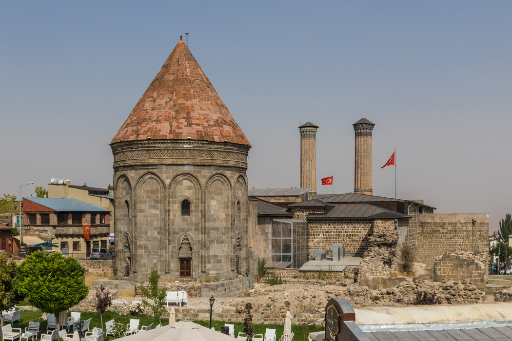 Uçaklı Doğu'nun Hazineleri Turu-7