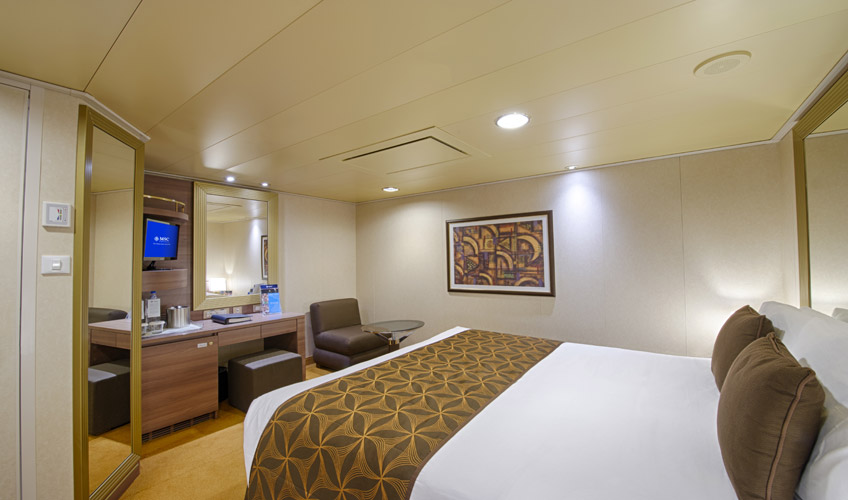 Kuşadası Hareketli Msc Divina İle Ege - Akdeniz Turu-25