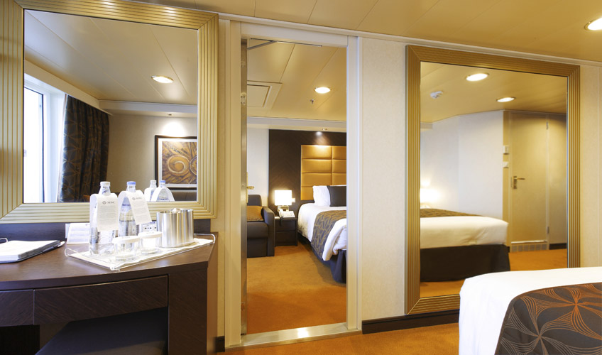 Kuşadası Hareketli Msc Divina İle Ege - Akdeniz Turu - Happy Drinks-31