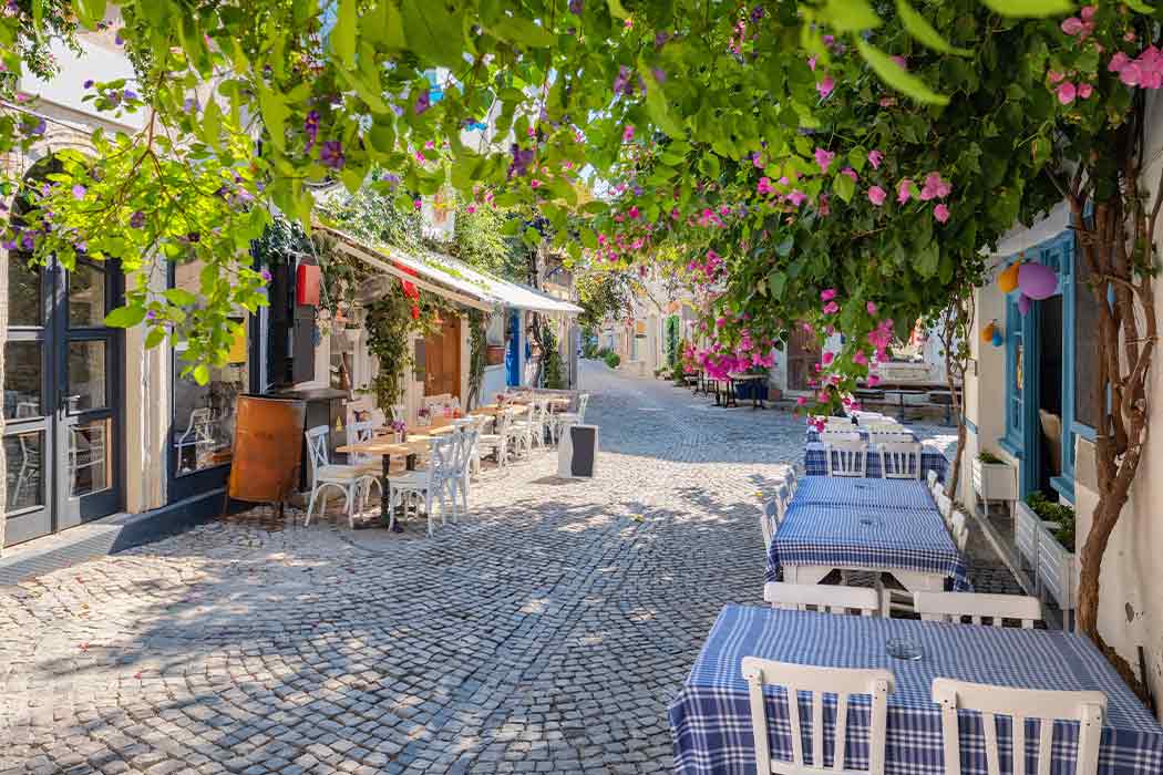 Bursa Çıkışlı Kuşadası - Çeşme - Seferihisar Turu (Yüzme Molalı)-9