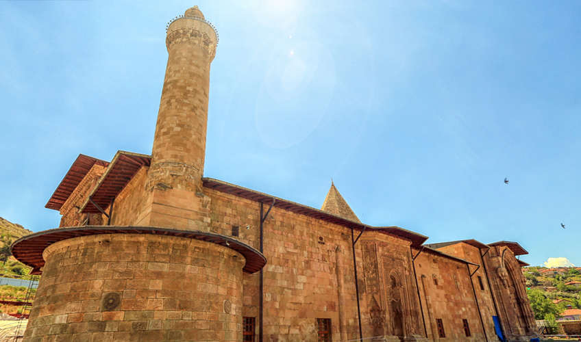 Ankara Çıkışlı Uçaklı Diyarbakır - Bitlis - Van - Kars - Erzurum Turu-8