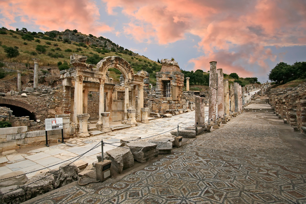 Ankara Çıkışlı İzmir - Çeşme - Alaçatı - Kuşadası - Şirince - Efes Turu-10