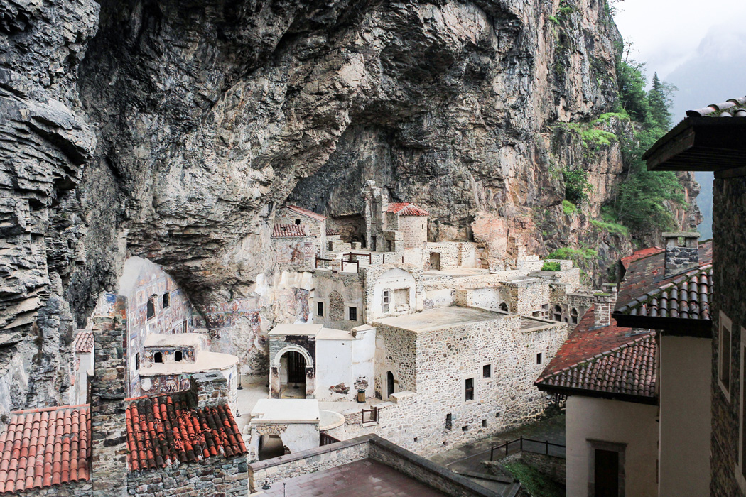 İzmir Çıkışlı Uçaklı Karadeniz Ve Batum Turu-11