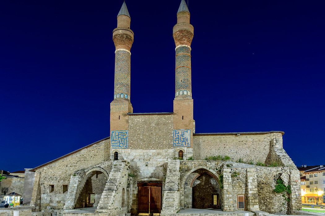 Hızlı Tren İle Ankara Çıkışlı Sivas - Divriği - Kangal Turu-3