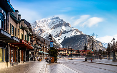Kanada’dan Alaska’ya Toronto - Kingston - Ottawa Turu 29 Haziran - 14 Temmuz 2027
